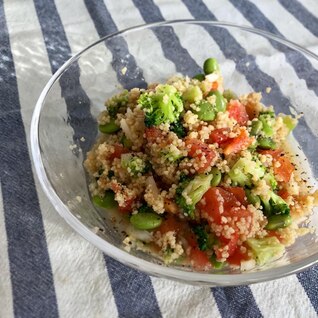 お野菜たっぷり、クスクスサラダ